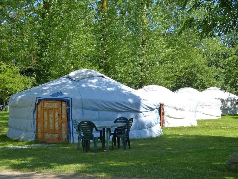 Camping Kerlaudy Mer Et Yourtes Plouénan Exterior foto